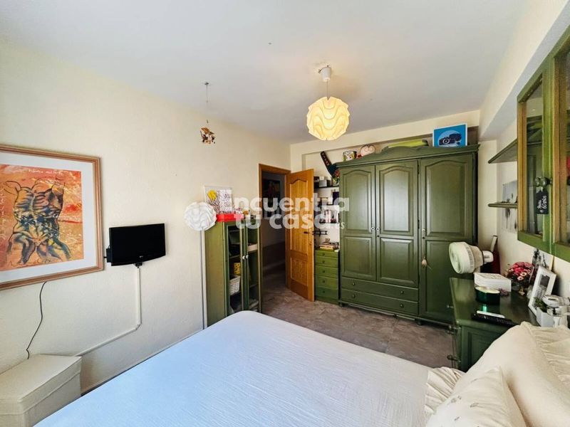 Foto ca62b129-0022-489f-9437-5134cf822d48. Duplex with heating in Casco Antiguo - Puerto Benidorm