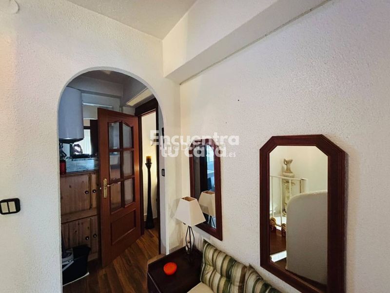 Foto d0a0b28a-869b-480a-b4f4-64d559d7faf9. Duplex with heating in Casco Antiguo - Puerto Benidorm