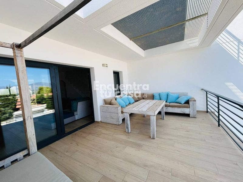 Foto 0e9821d6-c6c9-4c0d-81a3-237c2287ab5c. Casa adossada amb calefacció aparcament piscina a Alfàs del Pi (l´)
