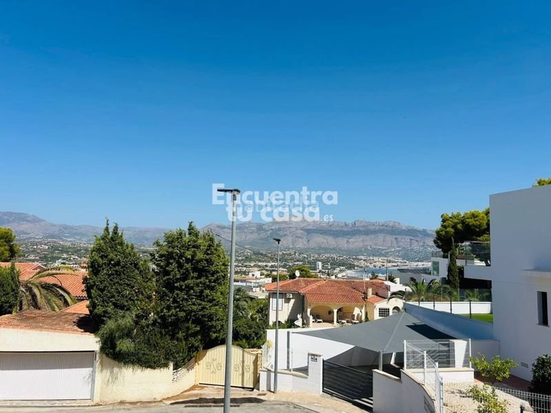 Foto fd11eb06-b1fc-4893-bebd-0cc9f2c58bc9. Casa adossada amb calefacció aparcament piscina a Alfàs del Pi (l´)