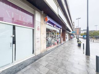 Local commercial à Calle Luis Mariano