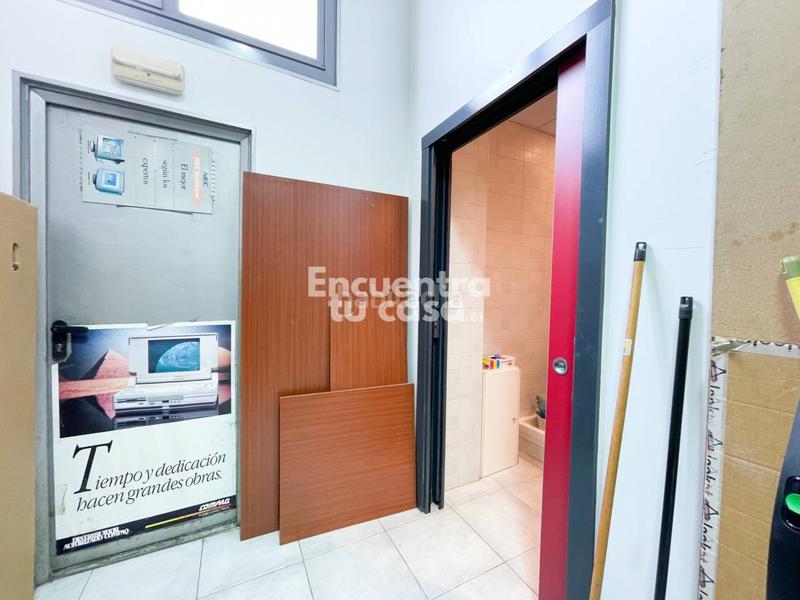 Foto 7f4a70e3-88ef-411c-81fe-8f37e0505220. Locale commerciale in aduana 6 in Pinar - Anaka - Belaskoenea Irun