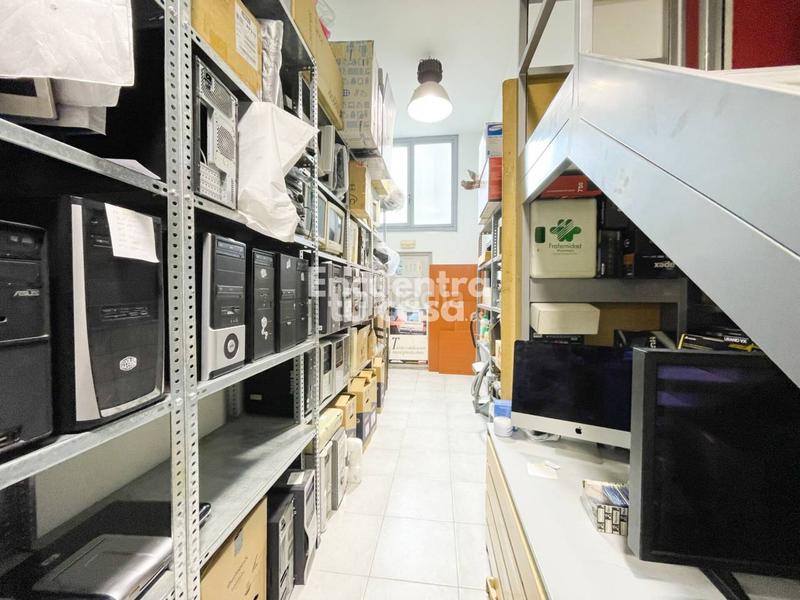 Foto ad6a4f19-a64d-420c-80ca-fc87b9be5175. Locale commerciale in aduana 6 in Pinar - Anaka - Belaskoenea Irun