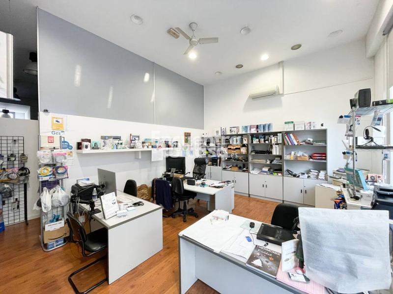 Foto b8d6279a-b4bf-4fc0-93a2-b35c2fe89e4b. Locale commerciale in aduana 6 in Pinar - Anaka - Belaskoenea Irun