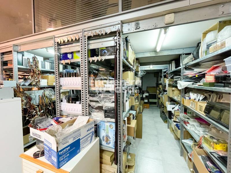 Foto f889435f-eb9e-47b7-ae55-b8009f020d30. Locale commerciale in aduana 6 in Pinar - Anaka - Belaskoenea Irun