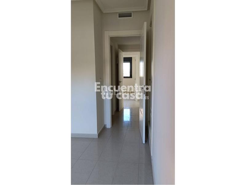 Foto 4f60e3b3-ac6a-4525-b2bb-c87b720d18c2. Appartamento con riscaldamento parcheggio piscina in Benidorm