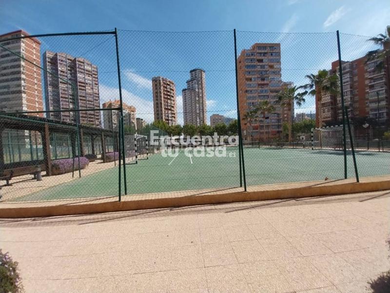 Foto 891a01f1-beae-467d-b6da-8ad9aadfb72e. Appartamento con riscaldamento parcheggio piscina in Benidorm