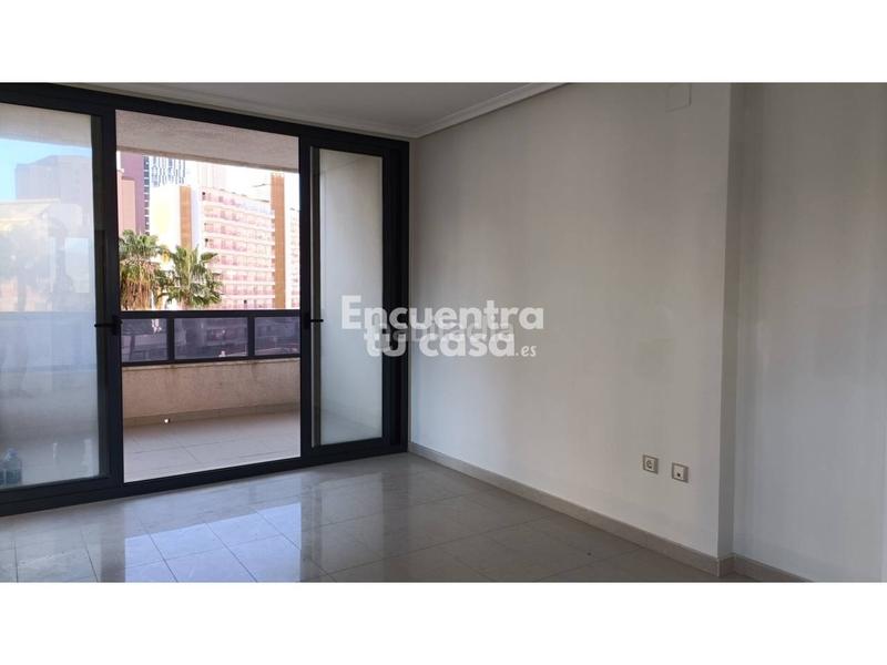 Foto 8d00686f-a06c-4489-bd15-eb7e963543e8. Appartamento con riscaldamento parcheggio piscina in Benidorm