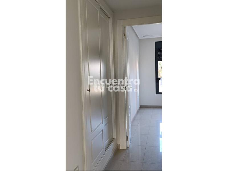 Foto 9a135f23-d9a5-4b42-96a9-74c57d58d2fe. Appartamento con riscaldamento parcheggio piscina in Benidorm