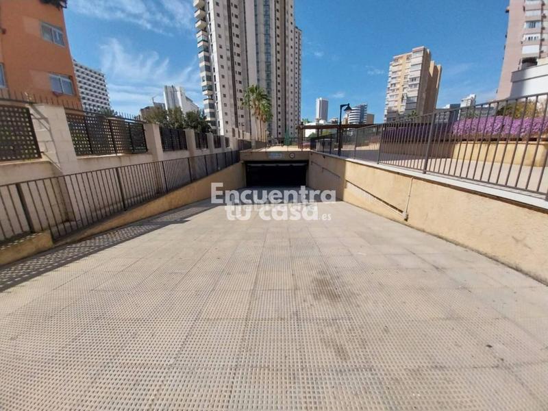 Foto d6416fc1-fae4-4e52-99f6-a60cdf7f568d. Appartamento con riscaldamento parcheggio piscina in Benidorm