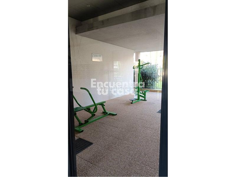 Foto f1024ee6-c089-4f15-b4dd-75c6de64c3e9. Appartamento con riscaldamento parcheggio piscina in Benidorm