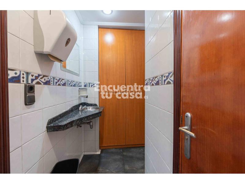 Foto 30919a77-f4fd-42bc-a80c-bc3a71f8d435. Locale commerciale in zubeltzu 2 in Pinar - Anaka - Belaskoenea Irun