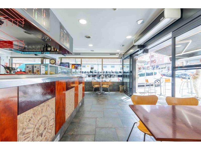 Foto db055e51-3ca5-440b-9538-2aee085195c6. Locale commerciale in zubeltzu 2 in Pinar - Anaka - Belaskoenea Irun