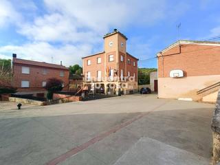 Casa  Mayor. Espaciosa casa con jardín y terraza en villarejo la rioja