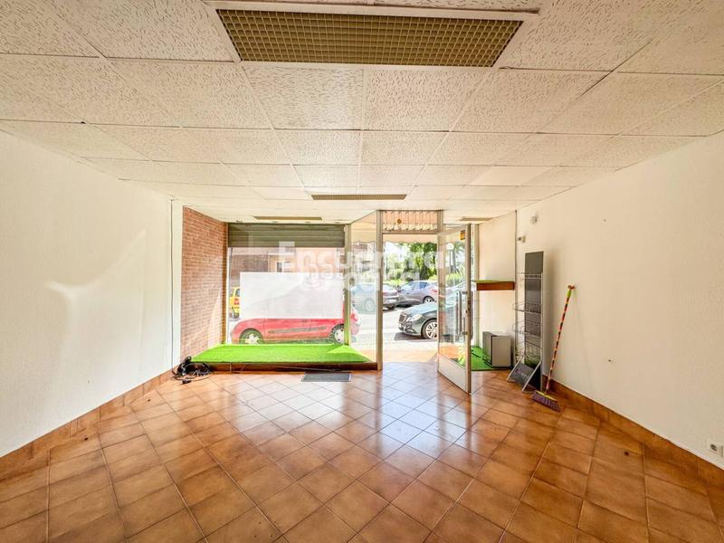 Foto b12597c7-d77a-4aad-809e-11393983e63f. Local commercial dans peñas de aya 1 dans Pinar - Anaka - Belaskoenea Irun