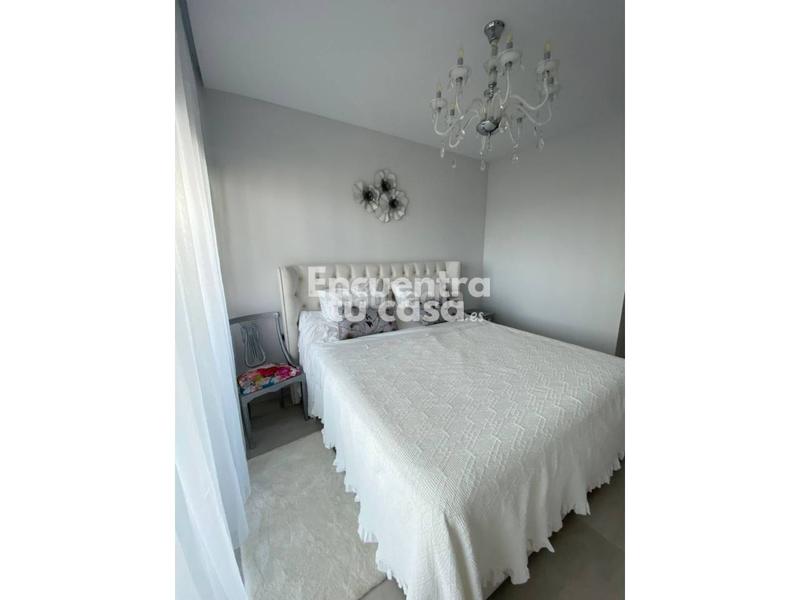 Foto 3f3b0092-8586-44c8-be23-a68921cacb05. Pis amb calefacció aparcament piscina a Playa Poniente Benidorm