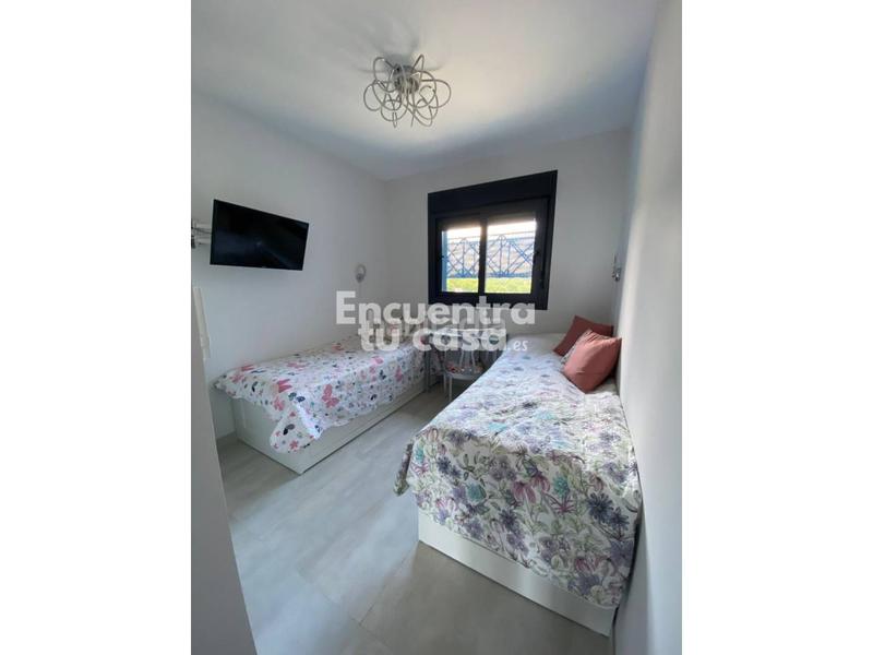 Foto a0ec05d0-e73f-4615-8297-1d85fc097886. Pis amb calefacció aparcament piscina a Playa Poniente Benidorm