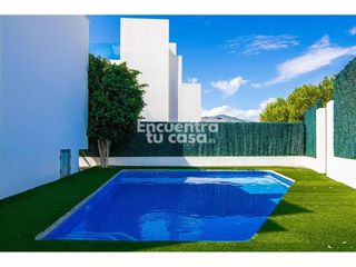Chalet  Calle cádiz. Chalet independiente en el balcón de finestrat