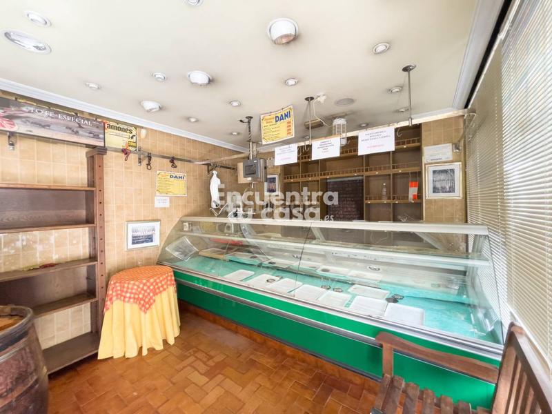 Foto 735989f6-dcba-4103-8692-ec7fd707a3ec. Local comercial  en venta en Pinar - Anaka - Belaskoenea Irun