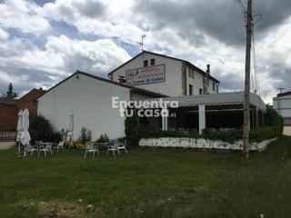 Casa en San milln 13. Restaurantehostal en pleno funcionamiento con casa en caas, la