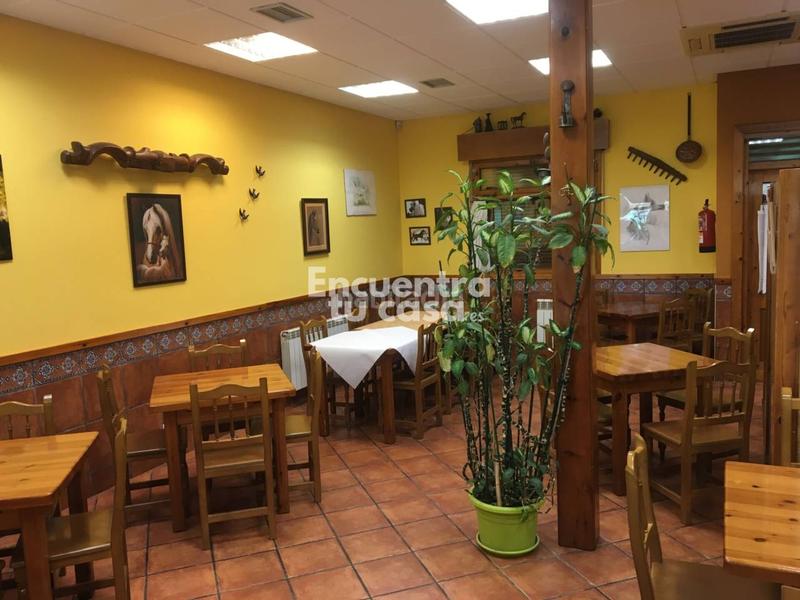 Foto 6a5f07a4-9135-4506-a08a-58146dfb37b7. Casa en san millán 13 restaurantehostal en pleno funcionamiento con casa , la rioja en Cañas