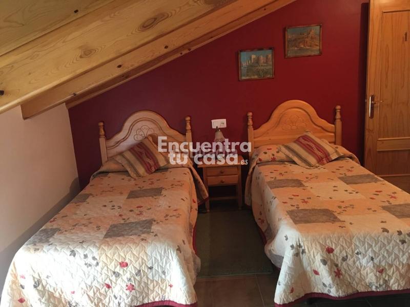 Foto d117fd87-90fa-4e5c-82e3-f376441e8a93. Casa en san millán 13 restaurantehostal en pleno funcionamiento con casa , la rioja en Cañas
