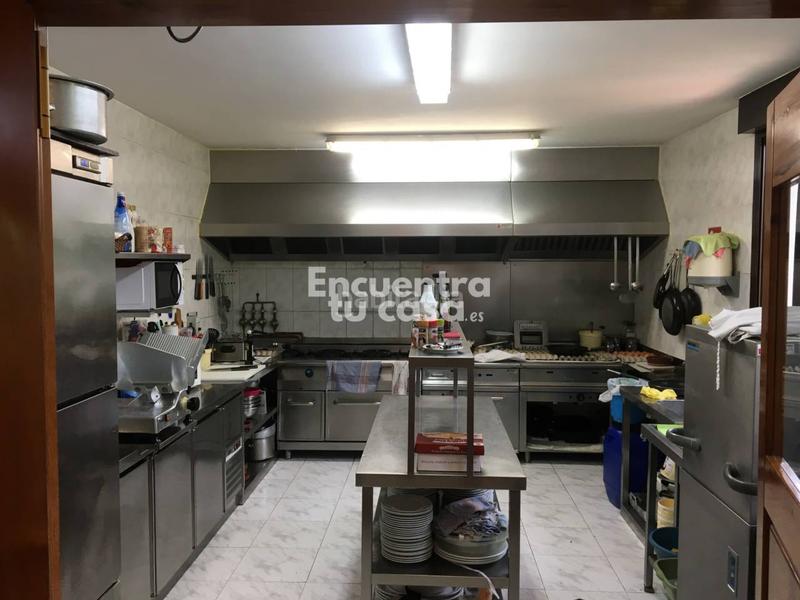 Foto db2f0e3d-9d61-4bbe-943f-bdbf75da8b35. Casa en san millán 13 restaurantehostal en pleno funcionamiento con casa , la rioja en Cañas