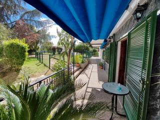 Business premise en Calle islas ces 1