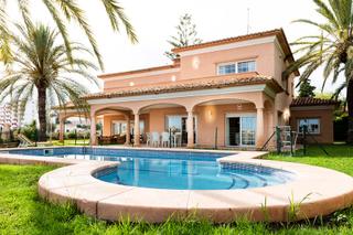 Chalet  Avinguda la almadrava. Chalet de lujo en villajoyosa