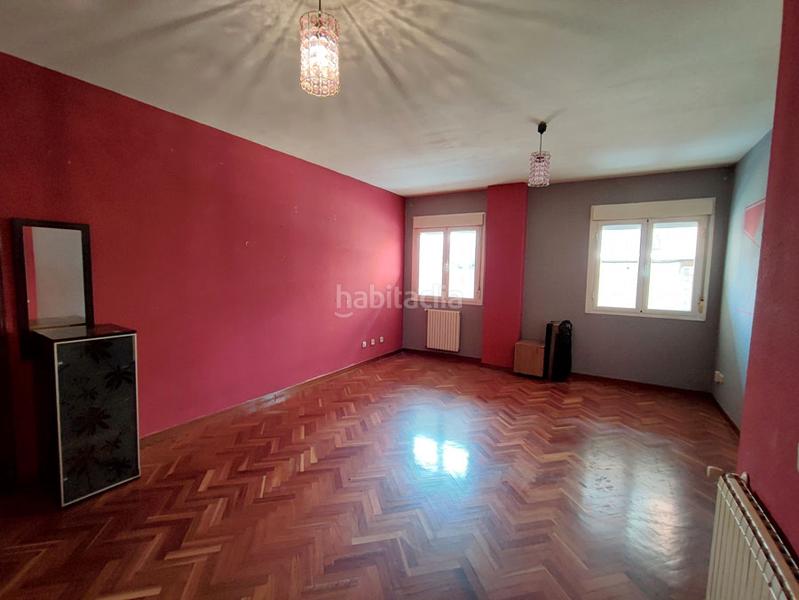 Foto 64b03985-af2c-4049-b6dc-c2cd8756ae3d. Piccolo appartamento in calle trinidad 15 in Villalba Estación Collado Villalba