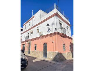 Maison à Barbate. Propiedad premium en barbate  3 apartamentos independientes  gar