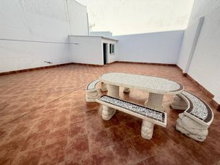 Appartement in La Banda - Campo de Fútbol. Vivienda a estrenar con gran patio privado y garaje en el centro