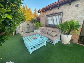 Chalet en Los Gallos. Exclusivo chalet con encanto en las rapaces