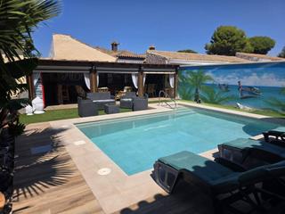 Lloguer Xalet a Los Gallos. Larga temporada  chalet de lujo en las rapaces chiclana de la fr