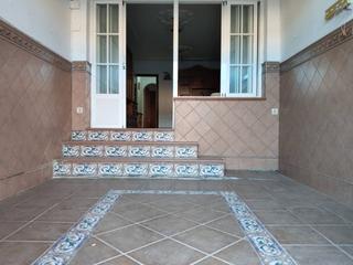 Reihenhaus in Núcleo urbano. Adosado en pleno centro de chiclana de la frontera