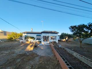 Xalet a Los Franceses - La Vega. Casa de campo con amplia parcela y múltiples posibilidades