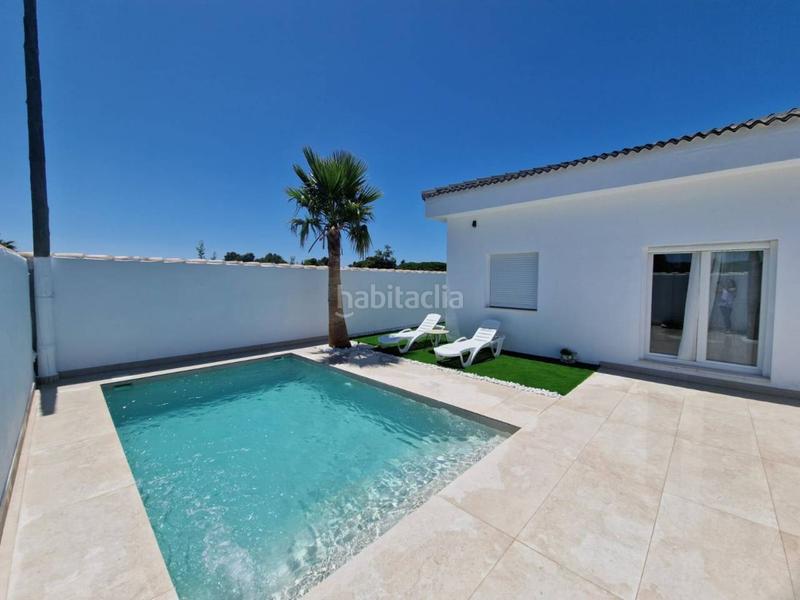 Foto 47d03a0d-88f8-46d3-825f-aff82100c816. Rent flat with parking in Las Lagunas - Campano Chiclana de la Frontera