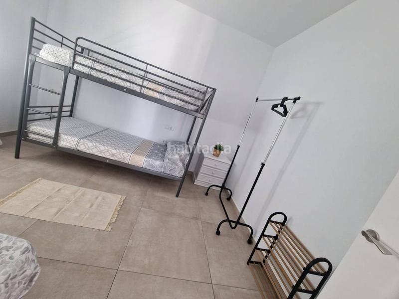 Foto 610fde15-b120-49e3-8c91-d2d2b99230e0. Rent flat with parking in Las Lagunas - Campano Chiclana de la Frontera