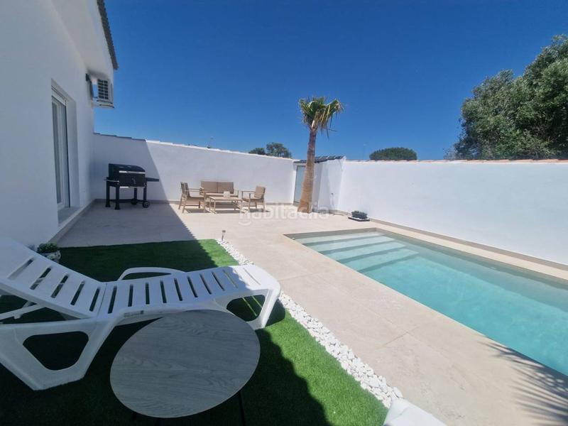 Foto 79ebff39-b8d3-423b-b004-a160ee31cb4e. Rent flat with parking in Las Lagunas - Campano Chiclana de la Frontera
