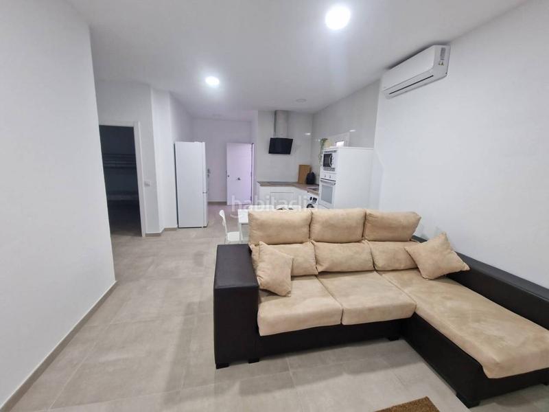 Foto c4cc8894-3e3a-4579-b4e0-8291c75c28da. Rent flat with parking in Las Lagunas - Campano Chiclana de la Frontera