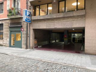 Miete Autoparkplatz  Carrer de cristòfol grober 9b. Alquiler de parking de una plaza en cristófol grober, entrada po