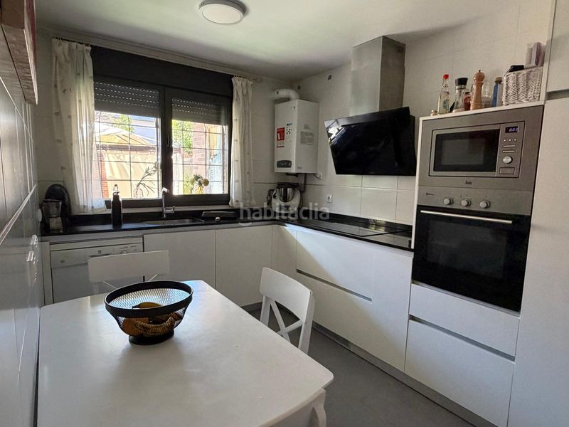 Foto 546b12a8-3555-46ce-87a2-5ef66a19ca39. Chalet en calle hungría 11 chalet luminoso!!! en Meco