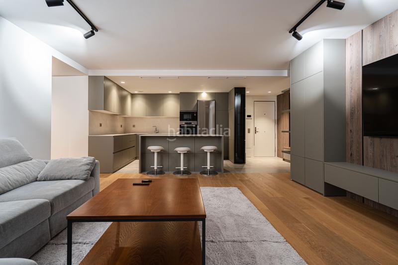 Foto 71c4a6ca-3710-4ae7-ba5a-1b750e124969. Location duplex avec chauffage parking dans Centre Castelldefels