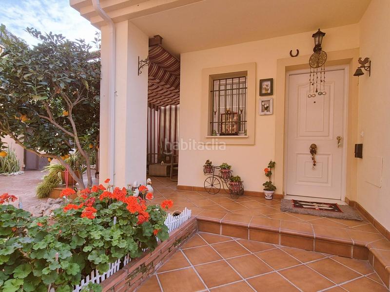 Foto 6e3635fe-8f97-4803-8cfa-fac3548c8295. Reihenhaus mit heizung parking in Los Pacos Fuengirola