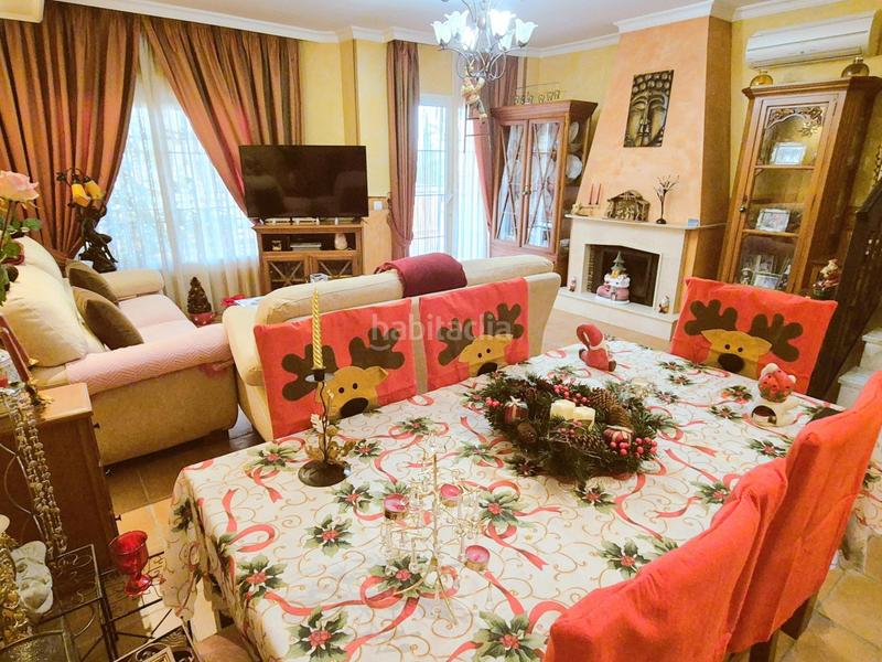 Foto d780d6d1-41ac-4927-ad97-e6a93a341af4. Reihenhaus mit heizung parking in Los Pacos Fuengirola