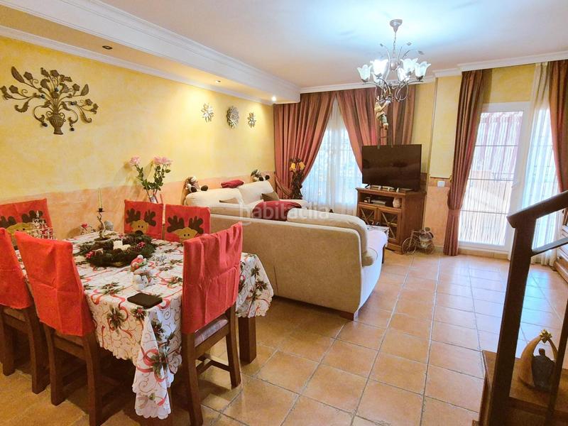 Foto e67de630-d721-450d-9518-b244ce7d5648. Reihenhaus mit heizung parking in Los Pacos Fuengirola