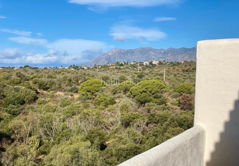 Foto fefbab78-6d62-4b80-95db-aef4163e4071. Dachwohnung mit heizung parking pool in Elviria Marbella