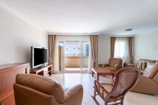 Appartement à Castillo Sohail - Myramar. Espectacular piso de 3 habitaciones,  con terraza y piscina comu
