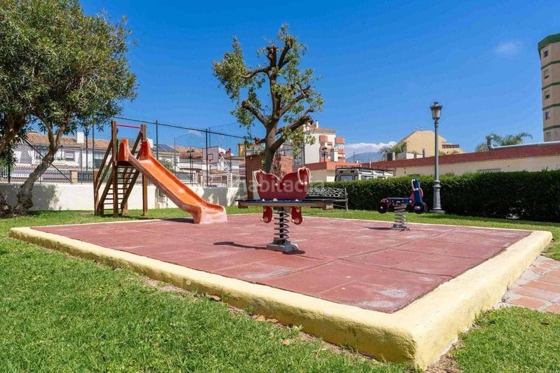 Foto 1a19393d-f0fd-4f3a-8eda-9975020754c0. Apartamento espectacular piso de 3 habitaciones, con terraza y piscina comunitaria. buena ubicación. una propiedad para disfrutar del clima d en Fuengirola