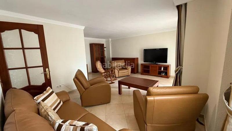 Foto 7204aa54-4dfe-4b0b-a569-e5f4e6864fe7. Apartamento espectacular piso de 3 habitaciones, con terraza y piscina comunitaria. buena ubicación. una propiedad para disfrutar del clima d en Fuengirola